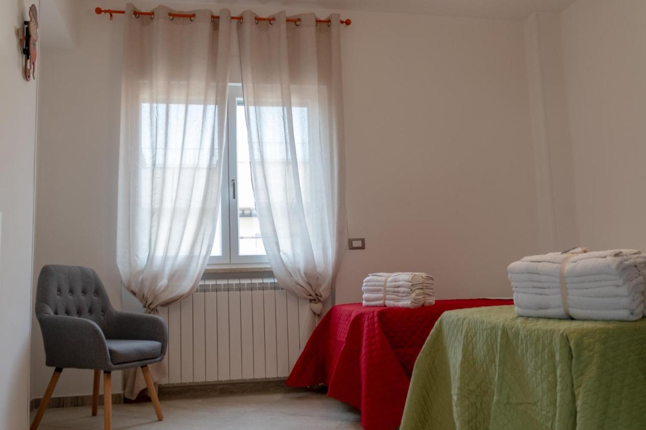 Appartamento Tutto Ristrutturato Terracina Exterior foto